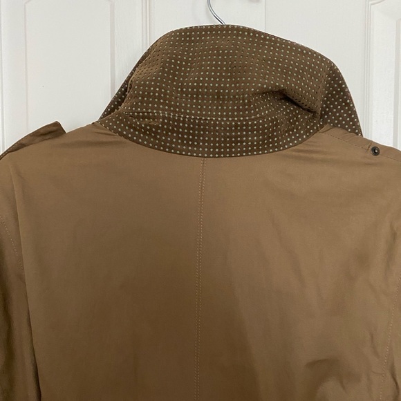 Louis Feraud Trench with perforated velour detailing - Picture 6 of 9